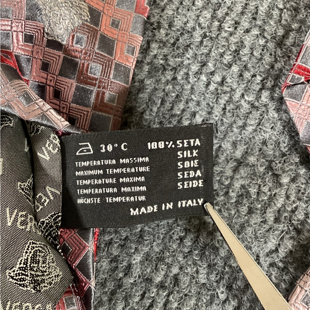 Versace silk necktie 60” - Picture 5 of 6